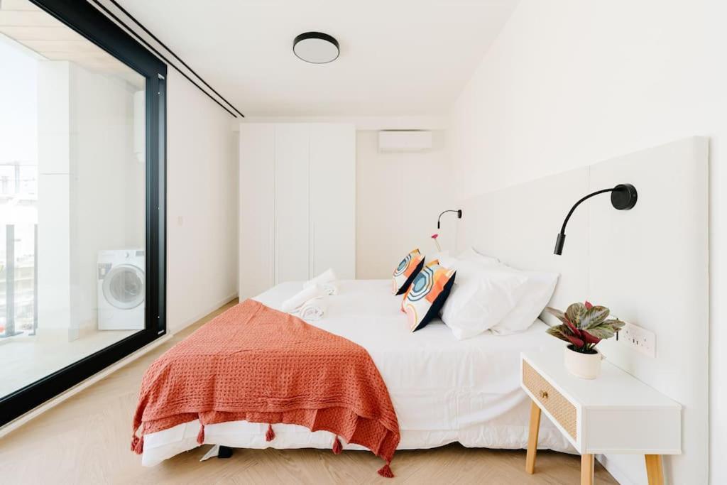 Mainstreet Designer 12 With Shared Rooftop Pool And Bbq Apartment Sliema
