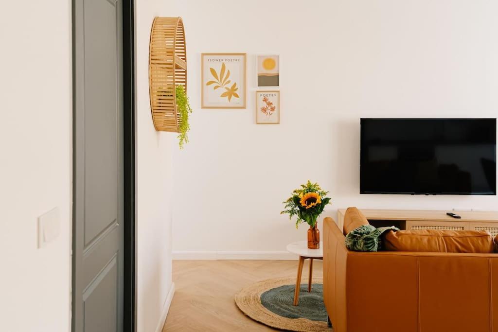 Mainstreet Designer 12 With Shared Rooftop Pool And Bbq Sliema